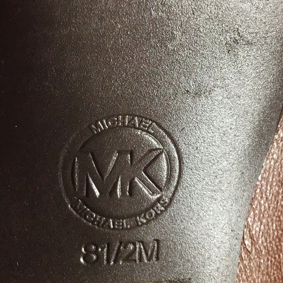 Michael Kors Brown Leather Peep Toe Gold Hardware High Heel Shoes Size 8.5 - Picture 12 of 16